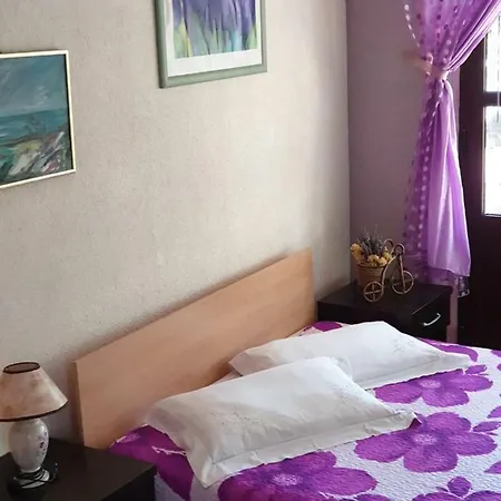 Seaside Apartman *